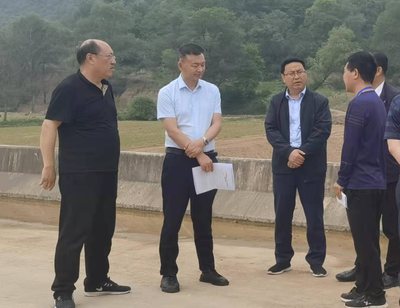 开云官方站网页版-开云online(中国)
赴甘肃水建公司开展全面调研(图2) 开云官方站网页版-开云online(中国)
赴甘肃水建公司开展全面调研(图2)