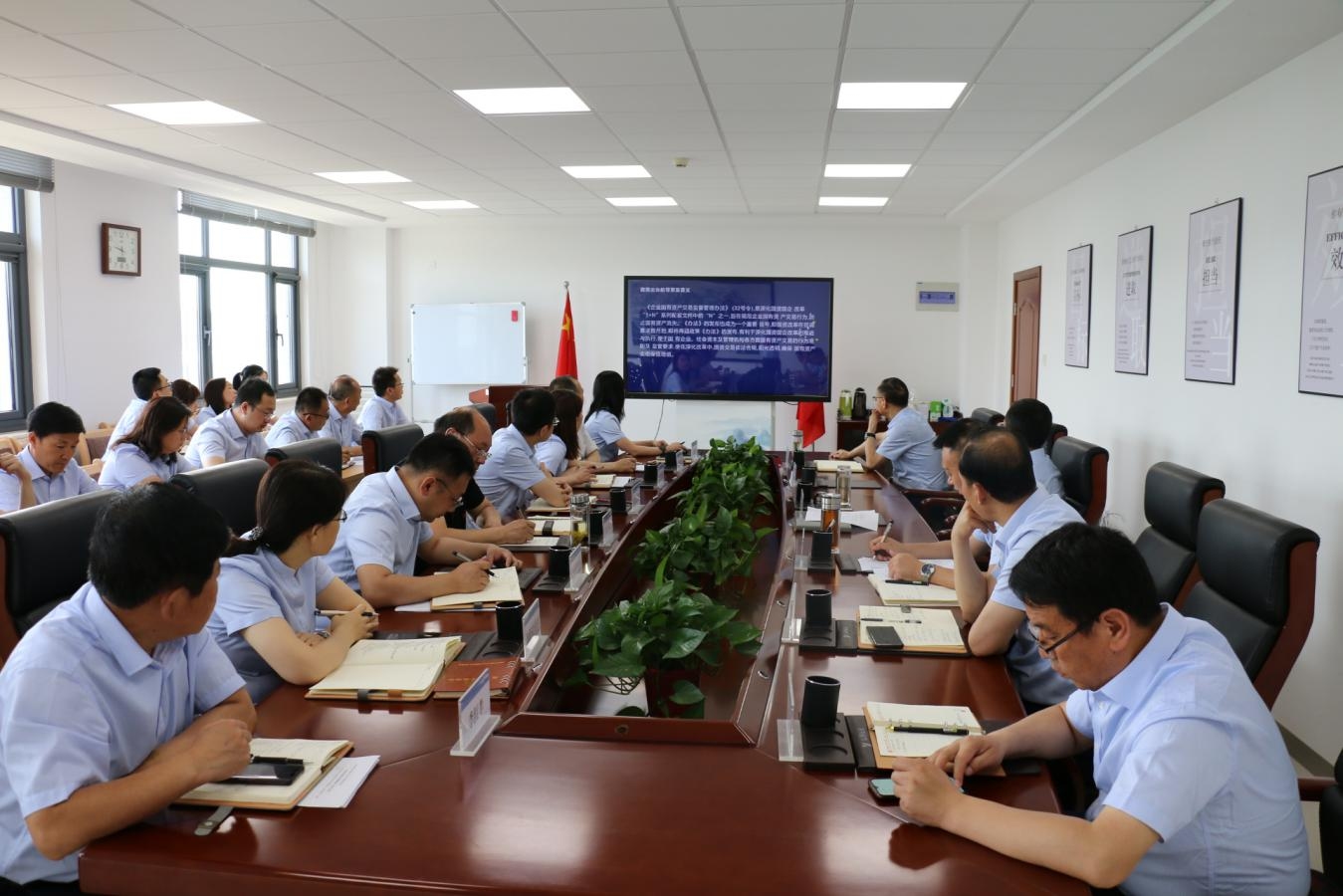 开云官方站网页版-开云online(中国)
召开党委理论中心组集体学习研讨会议(图2)