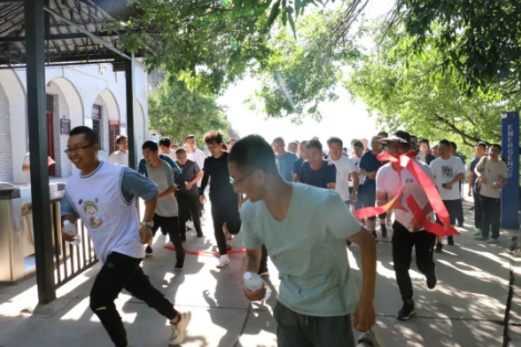 助力文旅市场 展示产投风采——开云官方站网页版-开云online(中国)
组织开展员工登山比赛活动(图2)
